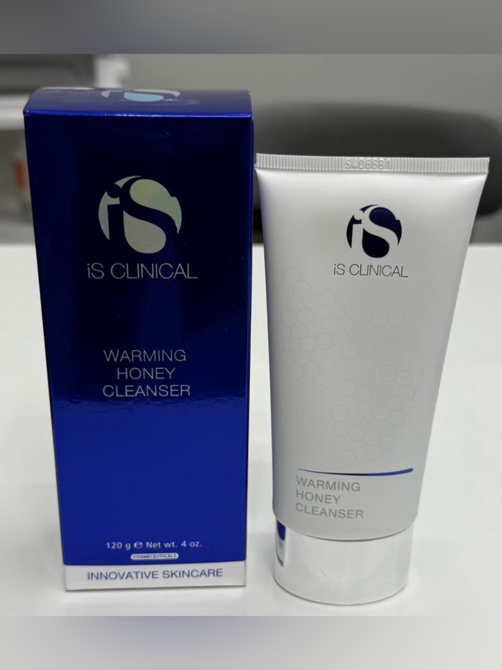 NEW iS Clinical Warming Honey Cleanser 4oz / 120g Face Cleanser BNIB